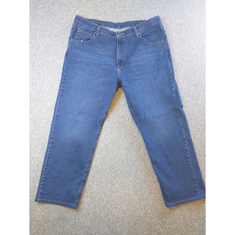 Wrangler Premium Quality Men Straight Leg Jean Medium Wash Blue 36x27 .1097FXWXD